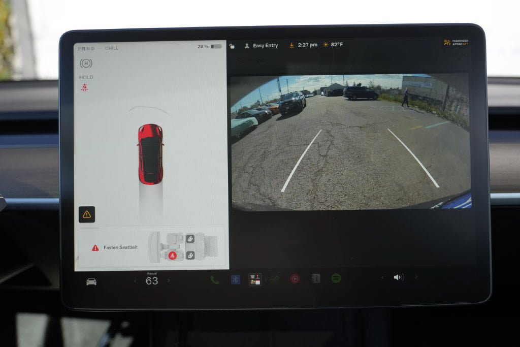 Used 2022 Tesla Model Y Long Range AWD/4WD image 48