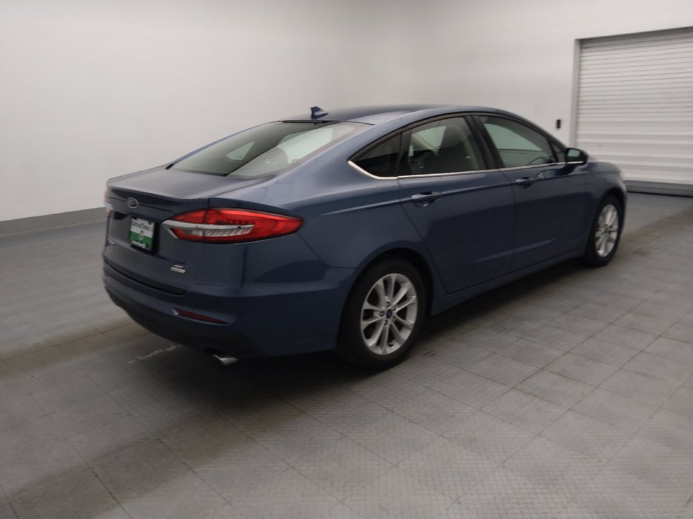 Used 2019 Ford Fusion SE FWD image 10