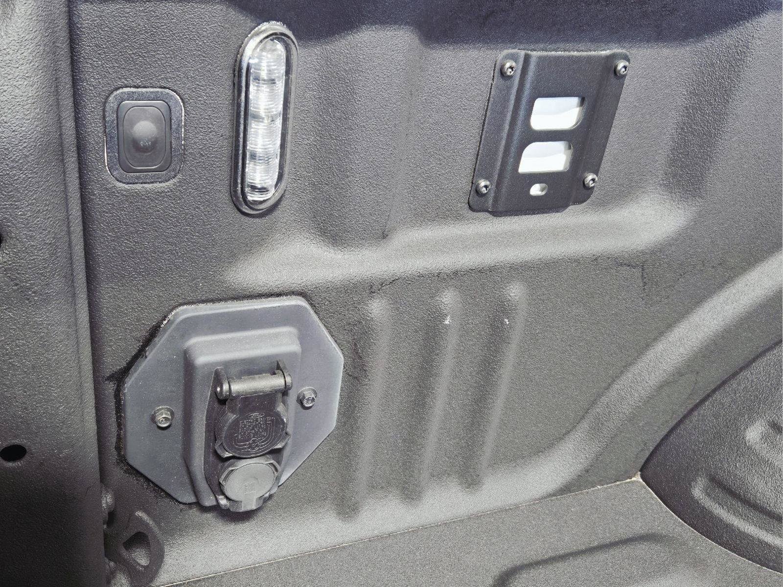Used 2025 Ford F450 Lariat AWD/4WD image 18
