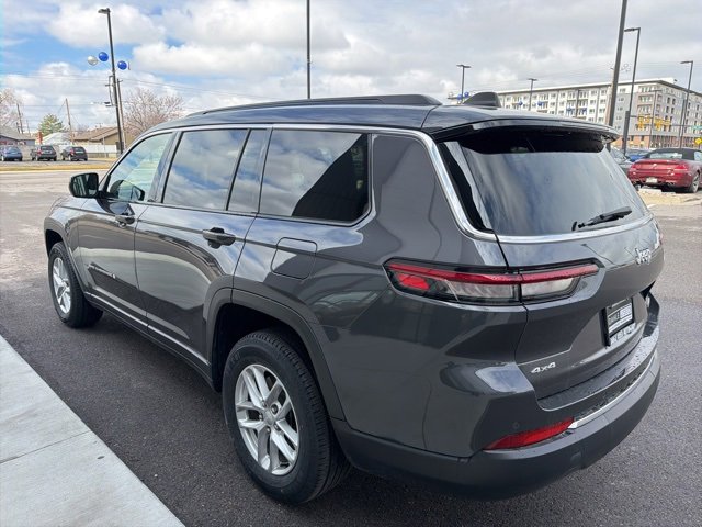 Used 2024 Jeep Grand Cherokee L Laredo w/ Trailer Tow Package image 5