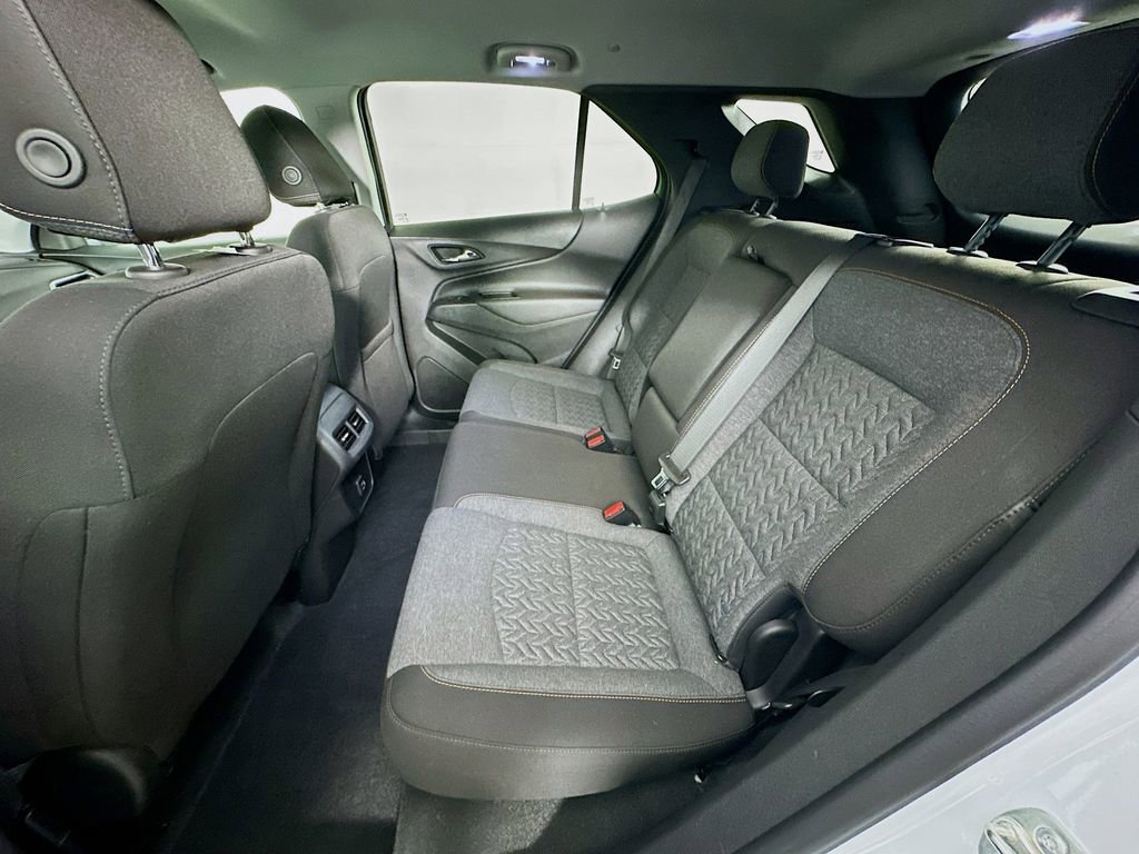 Used 2024 Chevrolet Equinox LT image 31