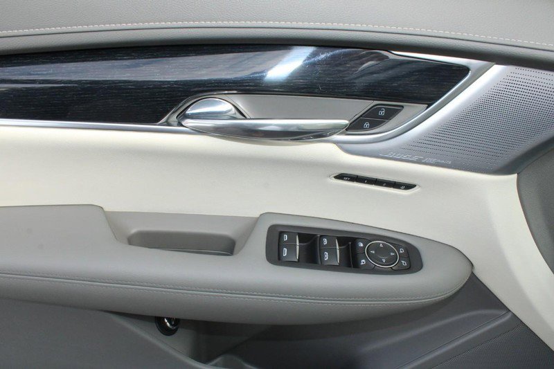 Used 2024 Cadillac XT6 Premium Luxury image 15