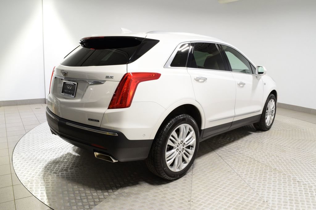 Used 2018 Cadillac XT5 Premium Luxury w/ Driver Assist Package image 8