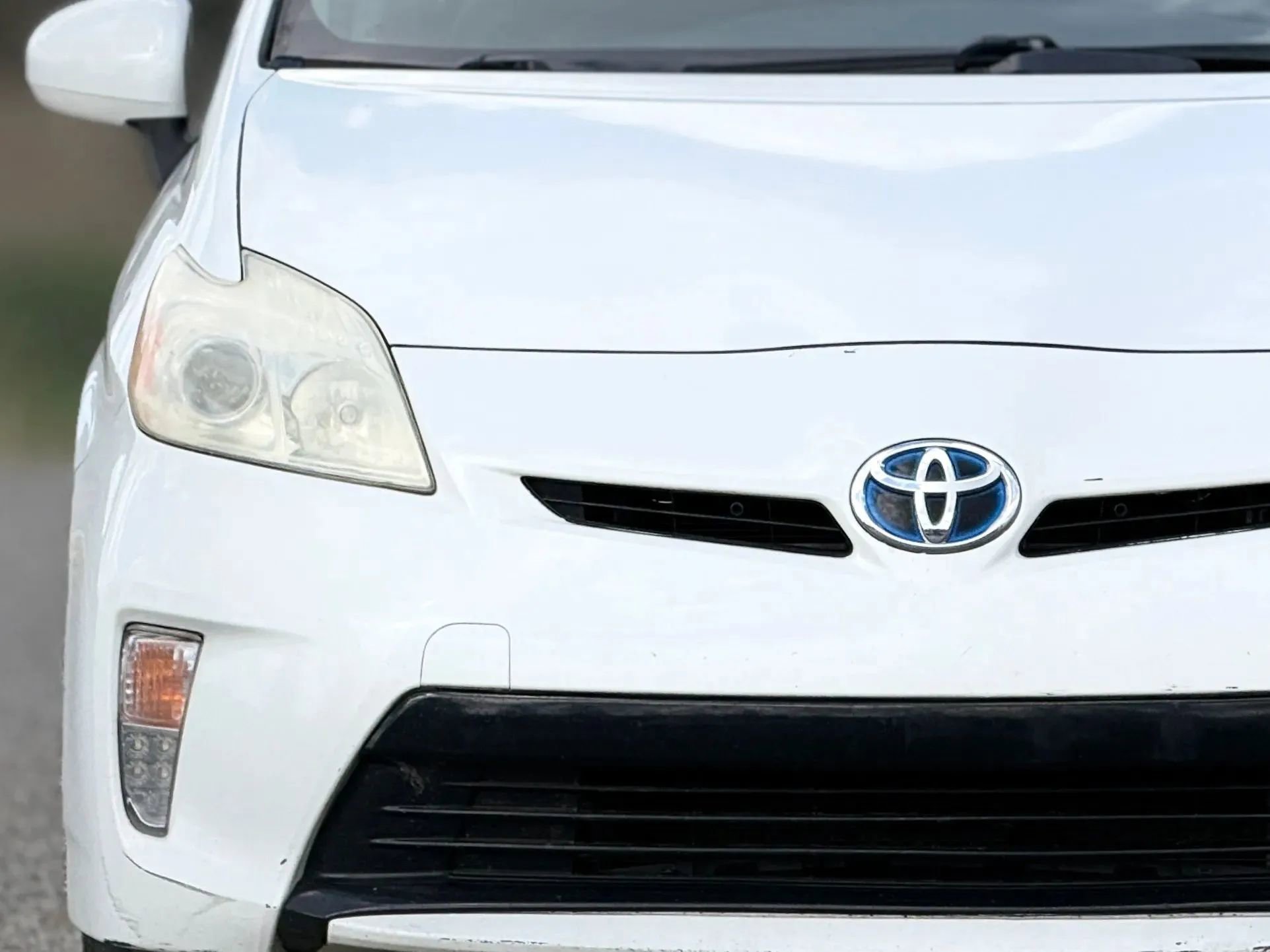 Used 2013 Toyota Prius Two image 11