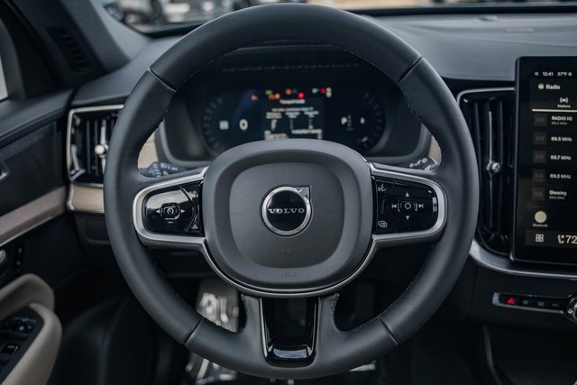 New 2026 Volvo XC90 B6 Plus image 28