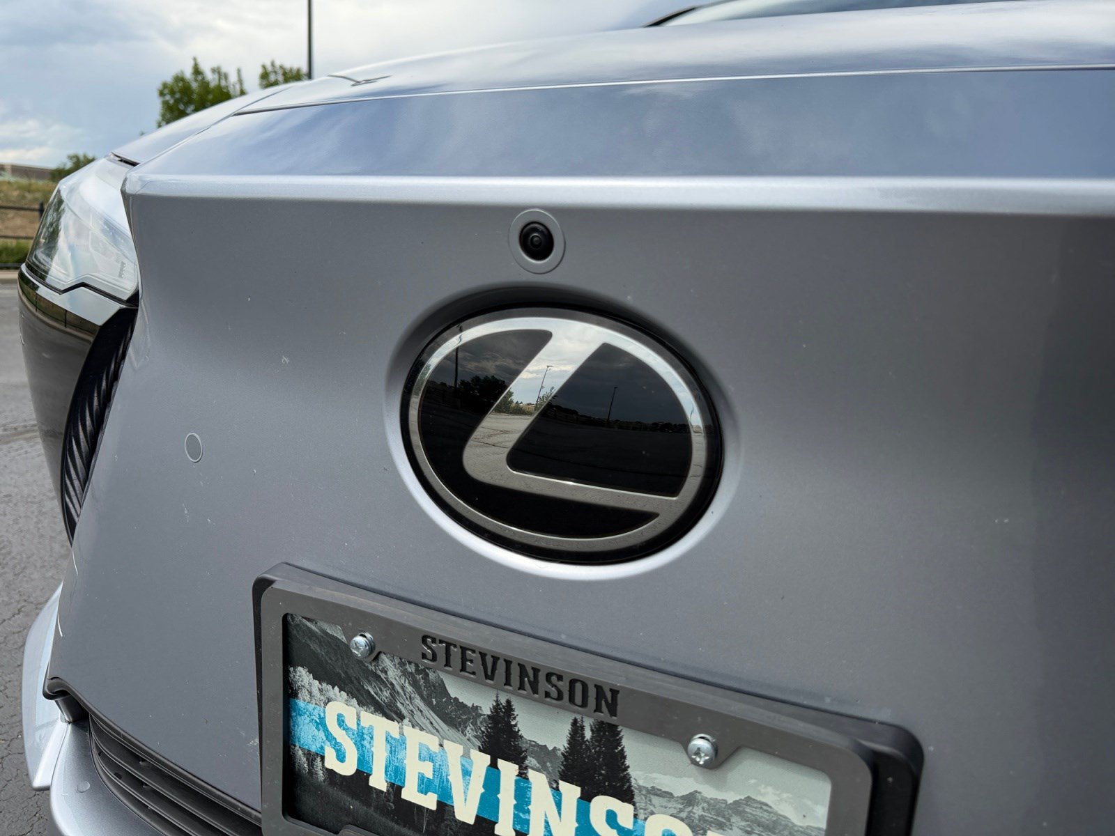 Certified 2026 Lexus RZ 450e AWD w/ Accessory Package (Z2) image 22