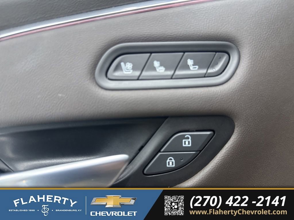 Used 2024 Cadillac Escalade ESV Sport w/ Touring Package image 20