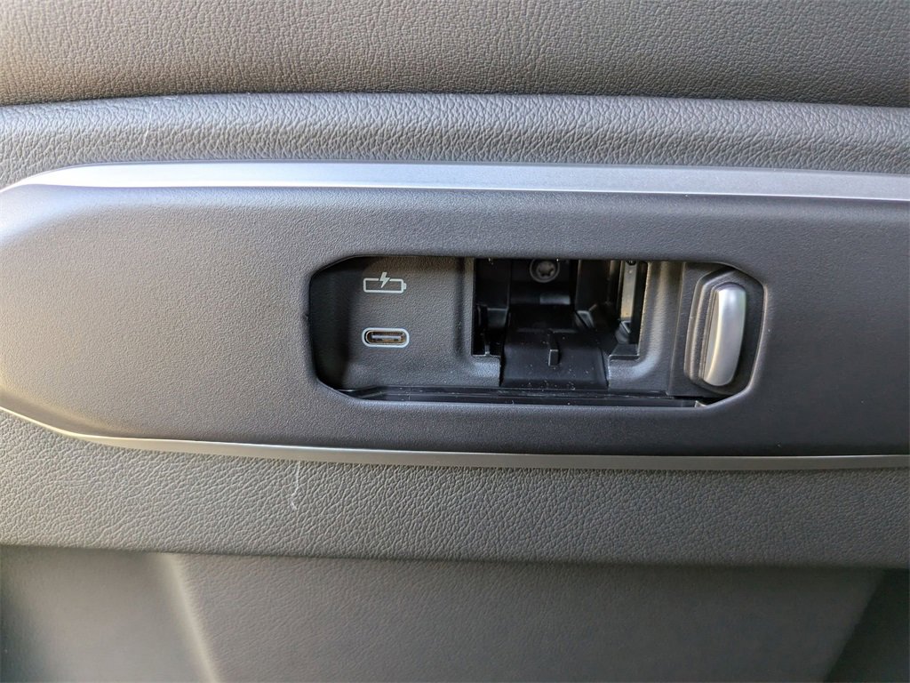 New 2026 BMW X5 xDrive50e w/ M Sport Package image 34