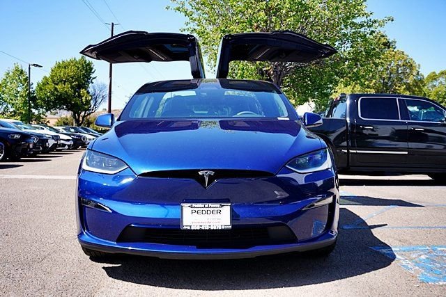 Used 2023 Tesla Model X AWD/4WD image 5