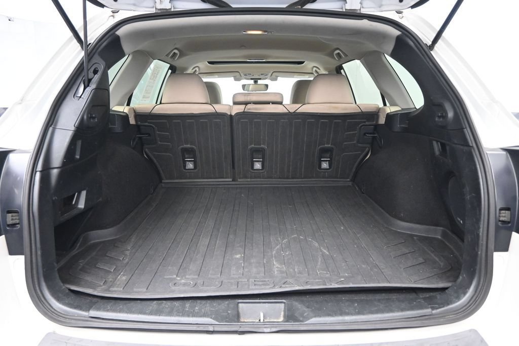 Used 2017 Subaru Outback 2.5i Limited AWD/4WD image 26