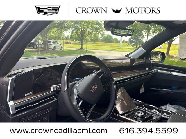 New 2026 Cadillac Escalade ESV Platinum Sport w/ LPO, ONYX Package AWD/4WD image 10