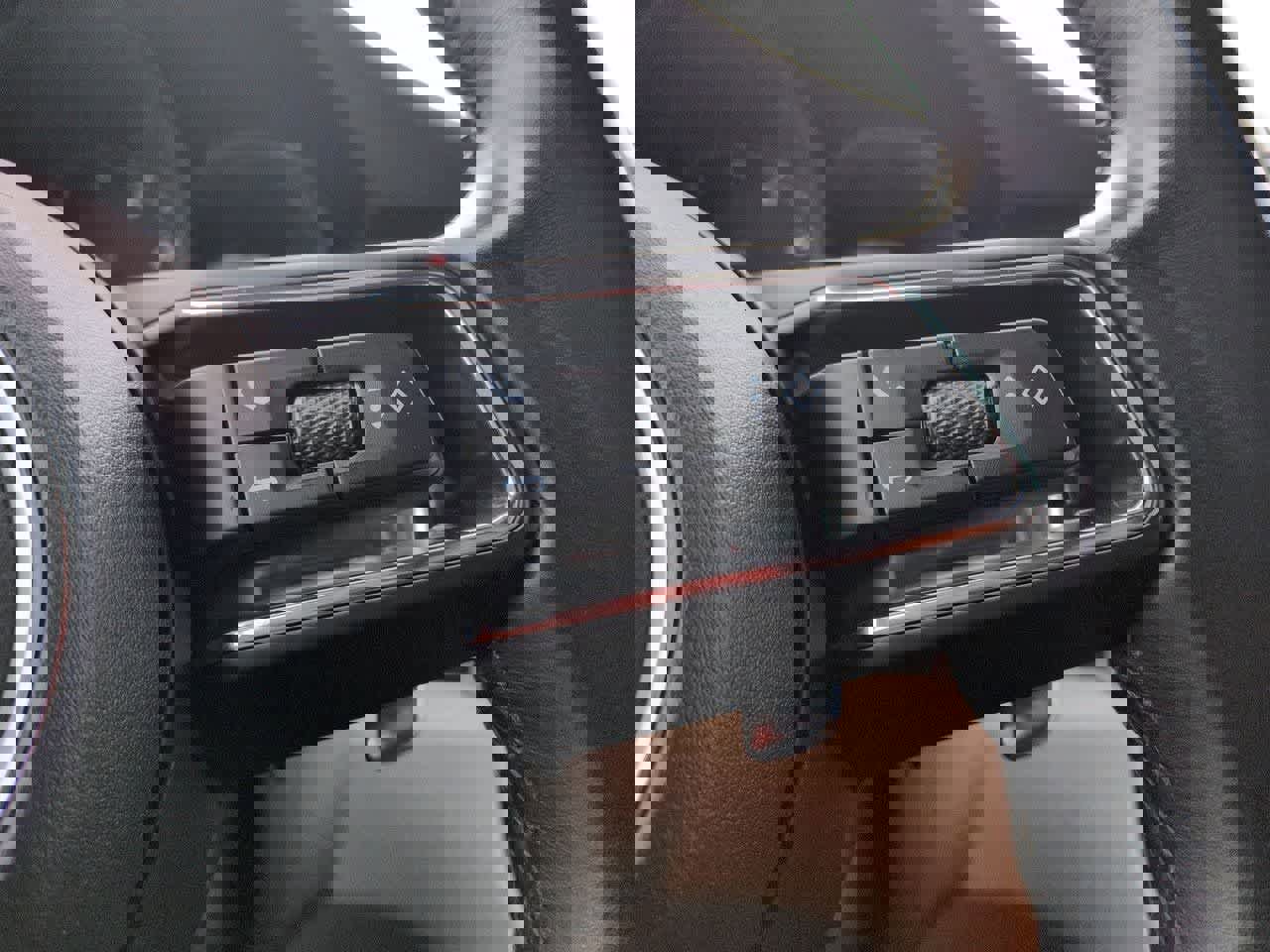 Used 2023 Porsche Macan Turbo image 26