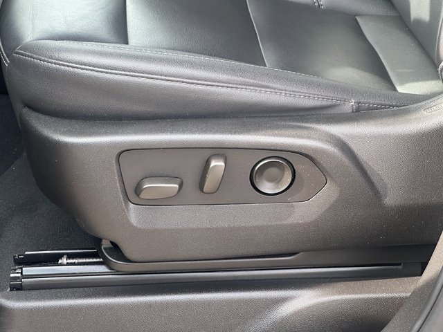 Used 2024 Chevrolet Tahoe Z71 image 17