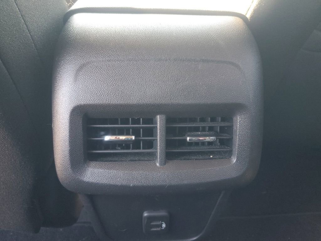 Used 2022 Chevrolet Equinox LT image 15