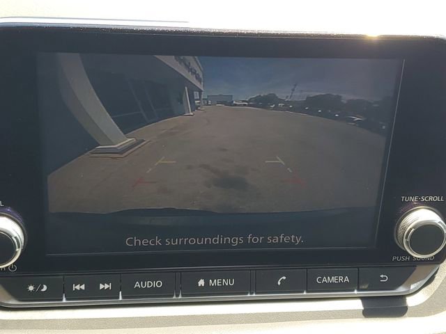 Certified 2021 Nissan Rogue S image 5