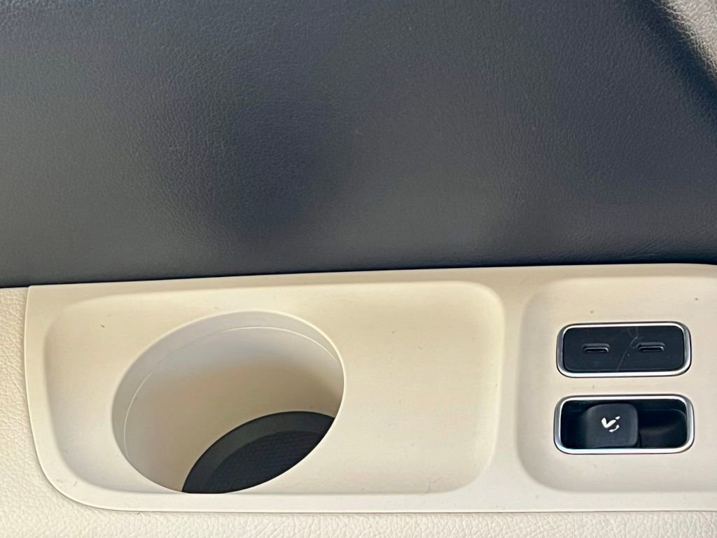 Certified 2022 Mercedes-Benz GLS 450 4MATIC image 39