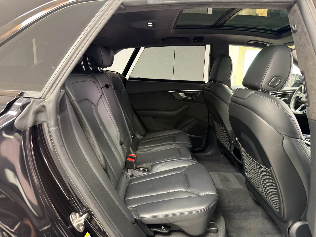 Used 2020 Audi Q8 Prestige AWD/4WD image 30