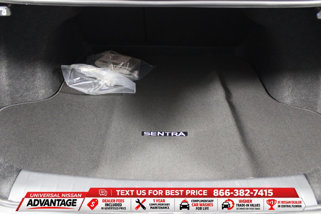 New 2026 Nissan Sentra SR w/ SR Premium Package FWD image 14