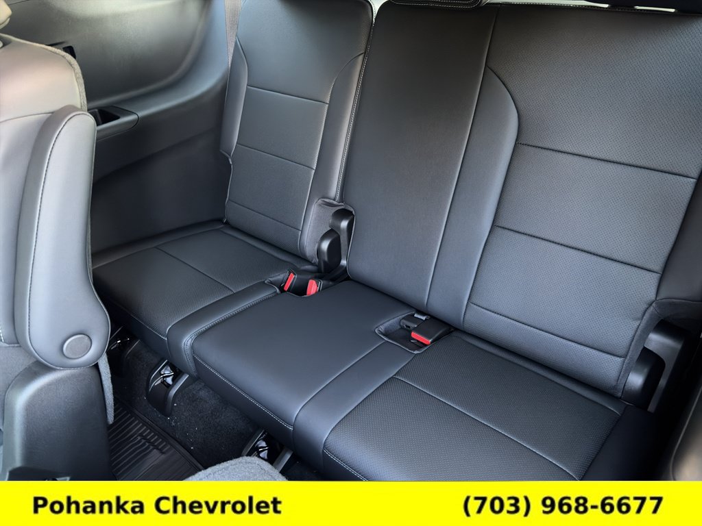 New 2027 Chevrolet Traverse LT w/ Midnight/Sport Edition AWD/4WD image 27