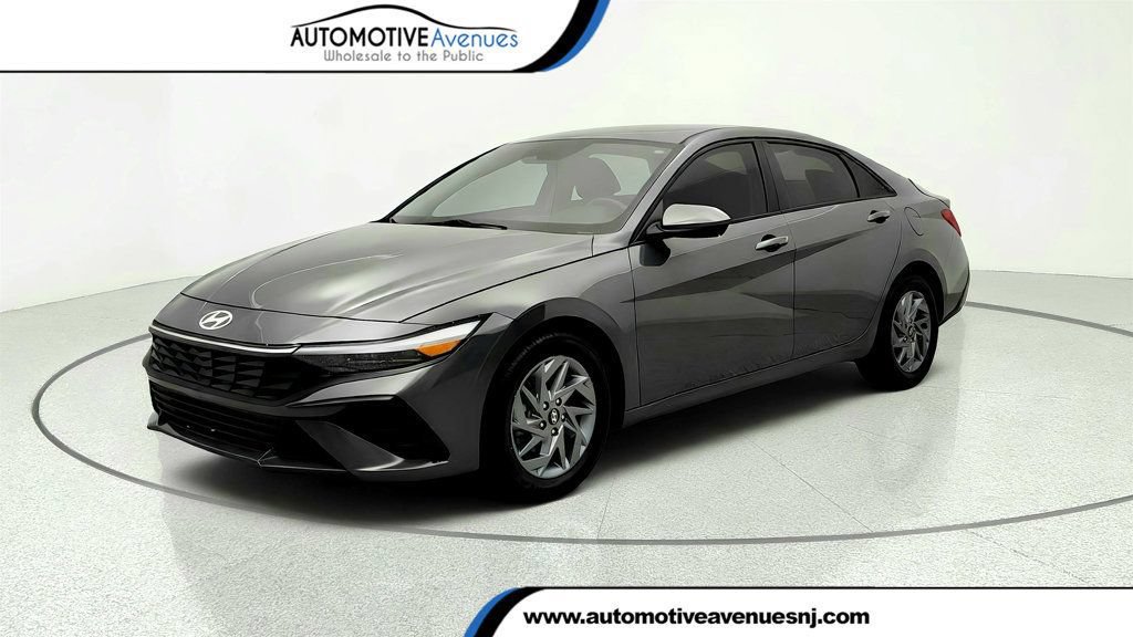 Used 2024 Hyundai Elantra SEL