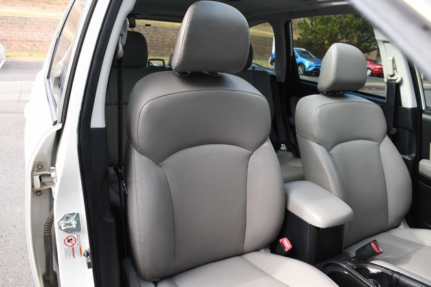 Used 2015 Subaru Forester 2.5i Limited image 27