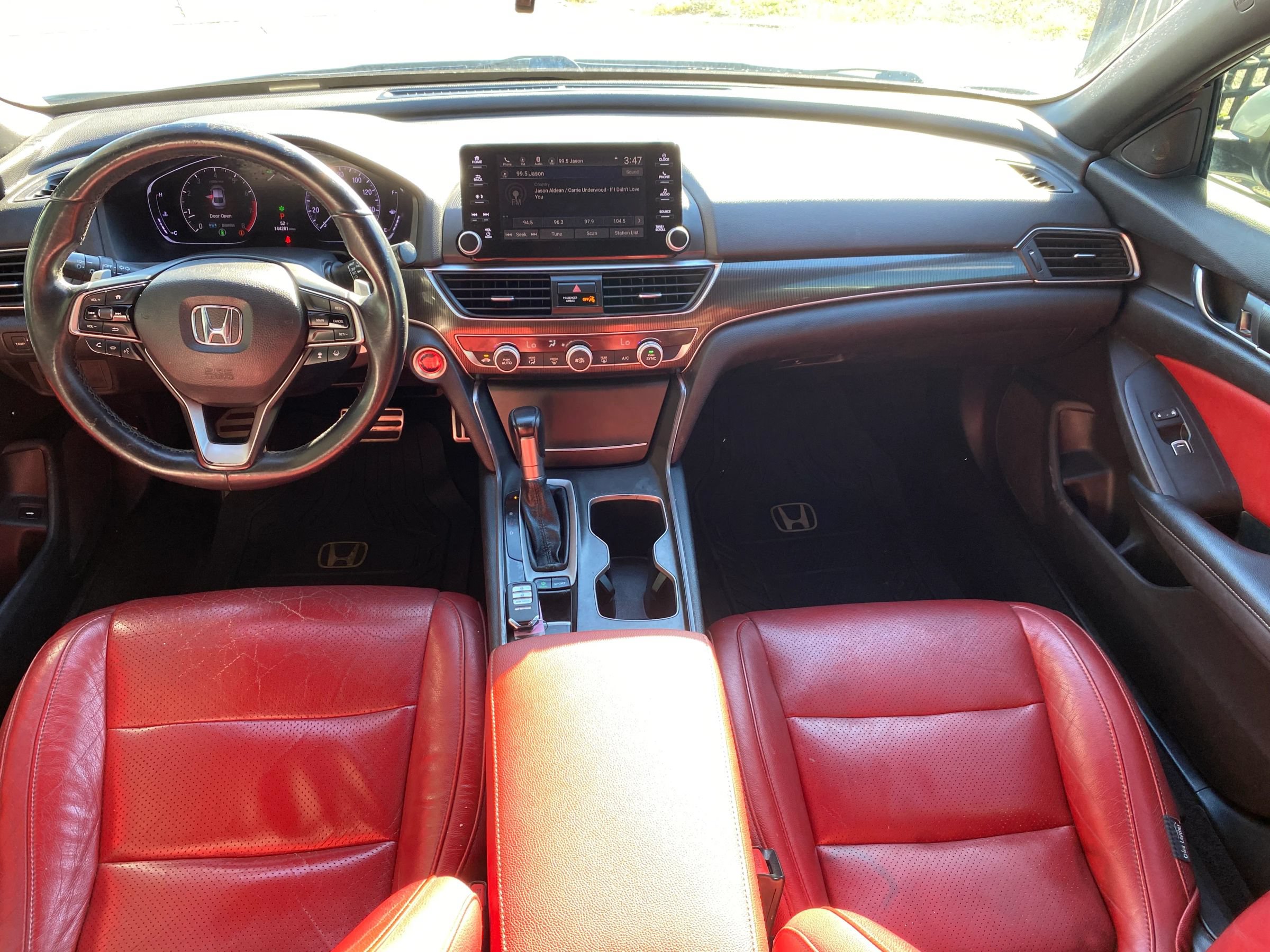 Used 2019 Honda Accord Sport image 4