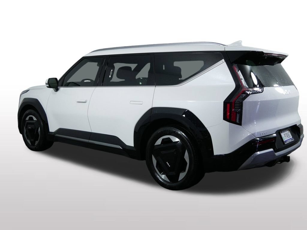 Used 2024 Kia EV9 Land AWD/4WD image 9