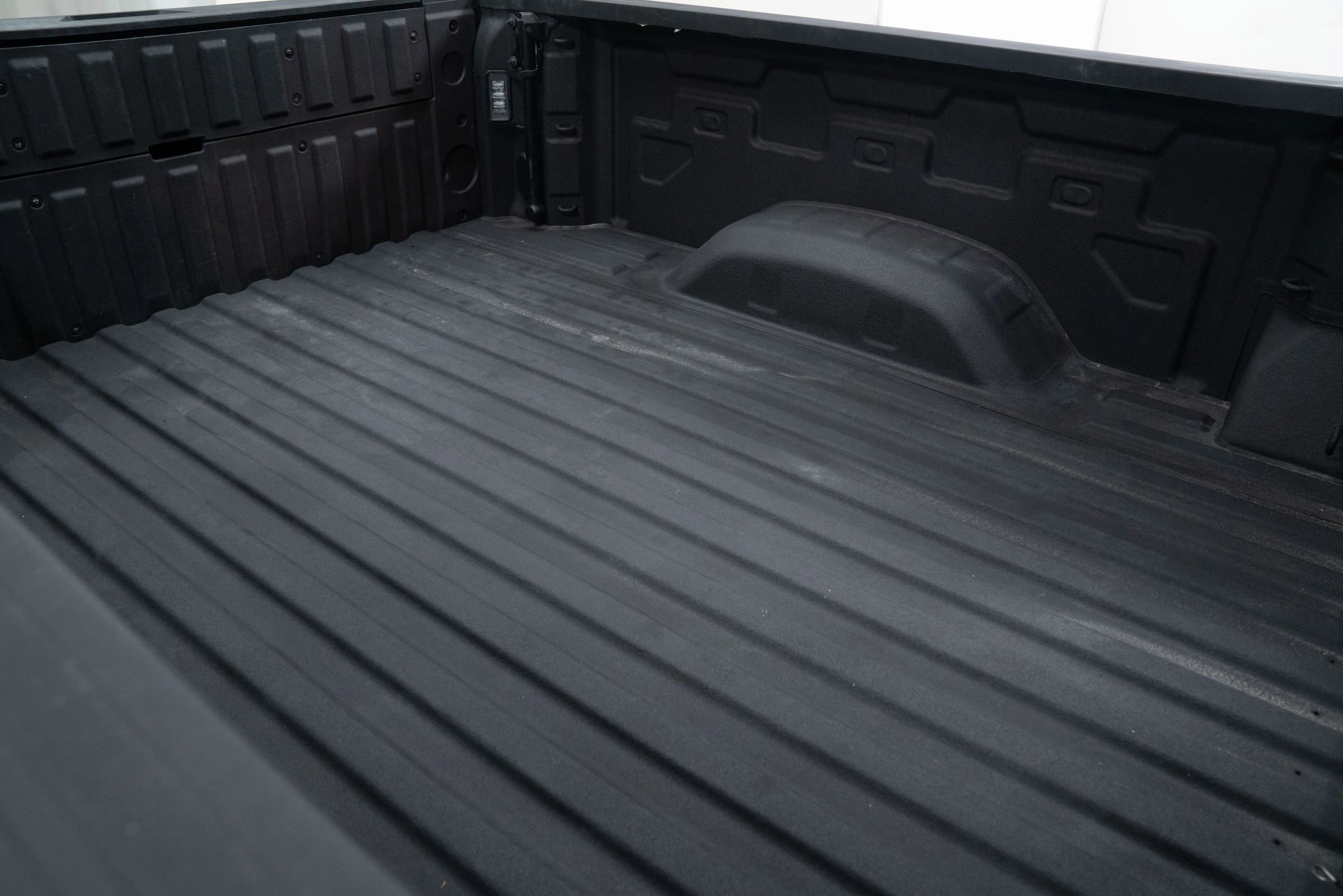 Used 2022 Chevrolet Silverado 2500 High Country w/ Technology Package image 61