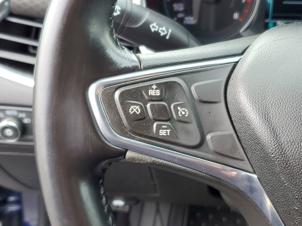 Used 2018 Chevrolet Malibu LT image 16