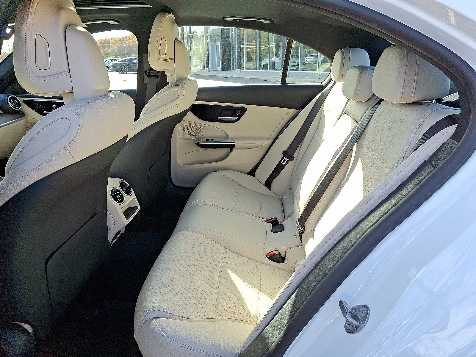 Used 2023 Mercedes-Benz C 300 4MATIC Sedan image 10