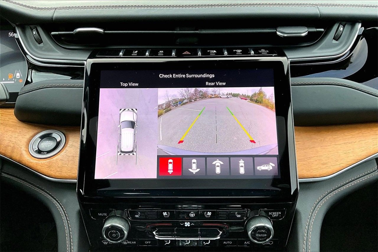 Certified 2022 Jeep Grand Cherokee Summit image 13