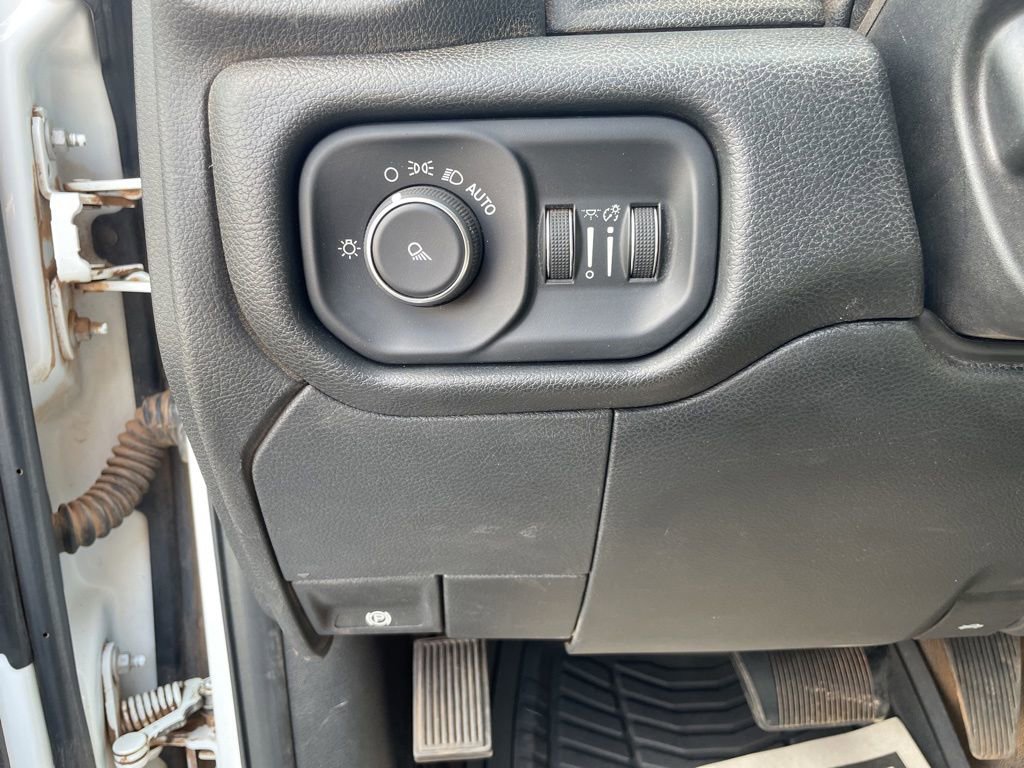 Used 2019 RAM 3500 Tradesman image 13