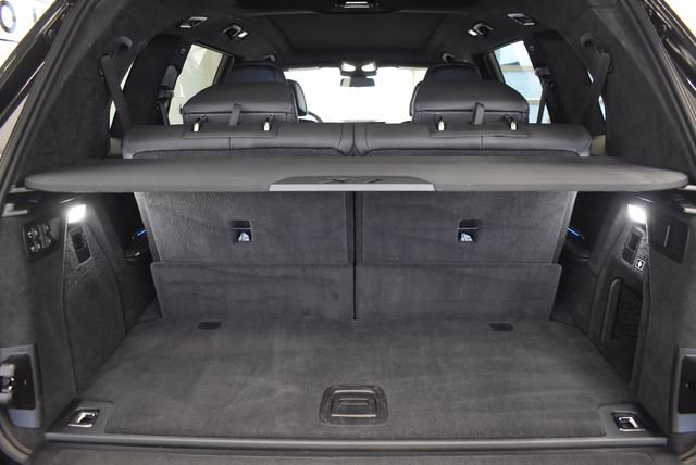 Used 2026 BMW X7 xDrive40i AWD/4WD image 16