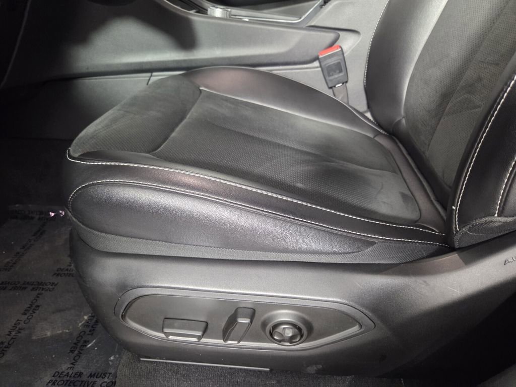 Certified 2024 Jeep Grand Cherokee Altitude image 13