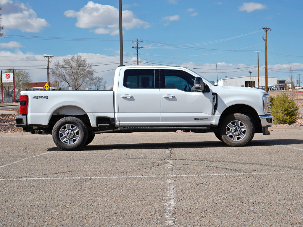 Used 2024 Ford F250 Lariat image 11