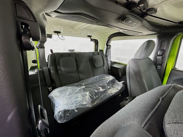 Used 2025 Jeep Wrangler Sport image 24