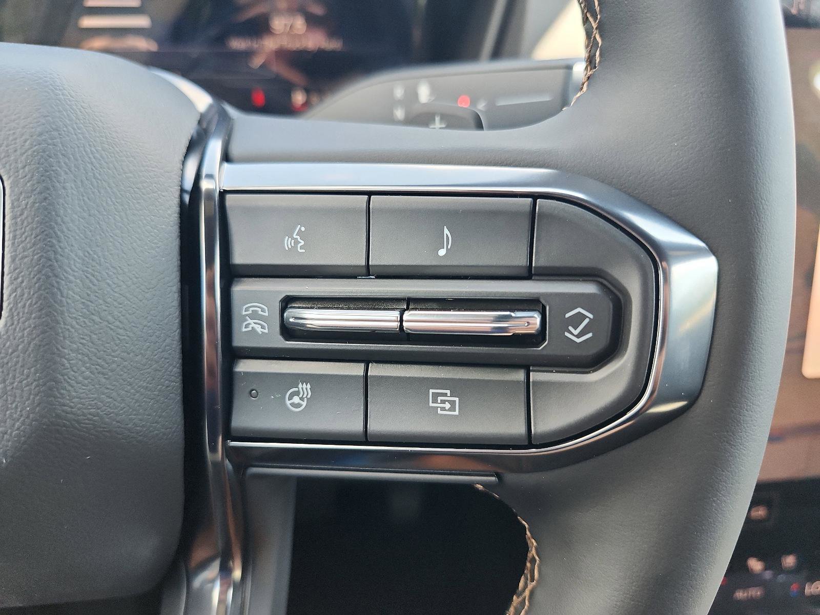 New 2026 GMC Terrain AT4 w/ Convenience Package III image 21