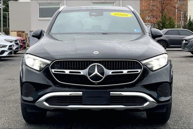 Used 2026 Mercedes-Benz GLC 300 4MATIC image 2