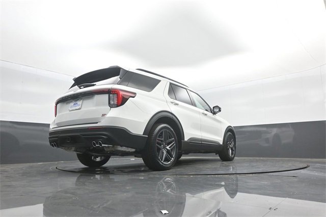 New 2026 Ford Explorer ST w/ Sun And Sound Package image 36