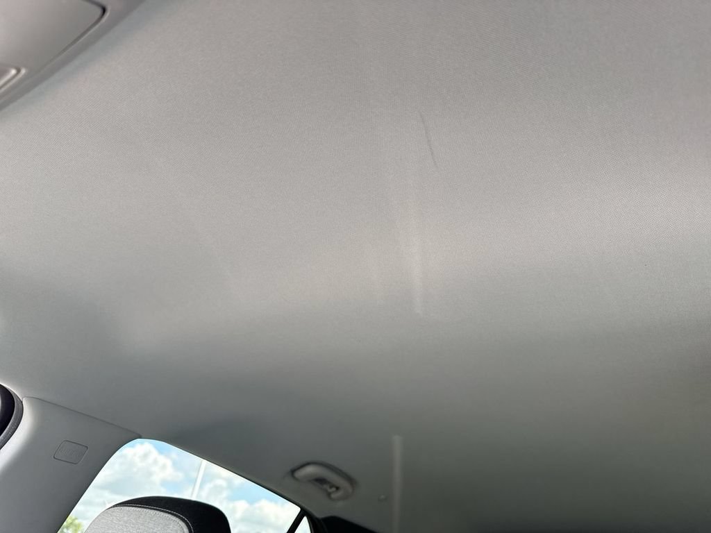Used 2023 Chevrolet Equinox LT AWD/4WD image 22