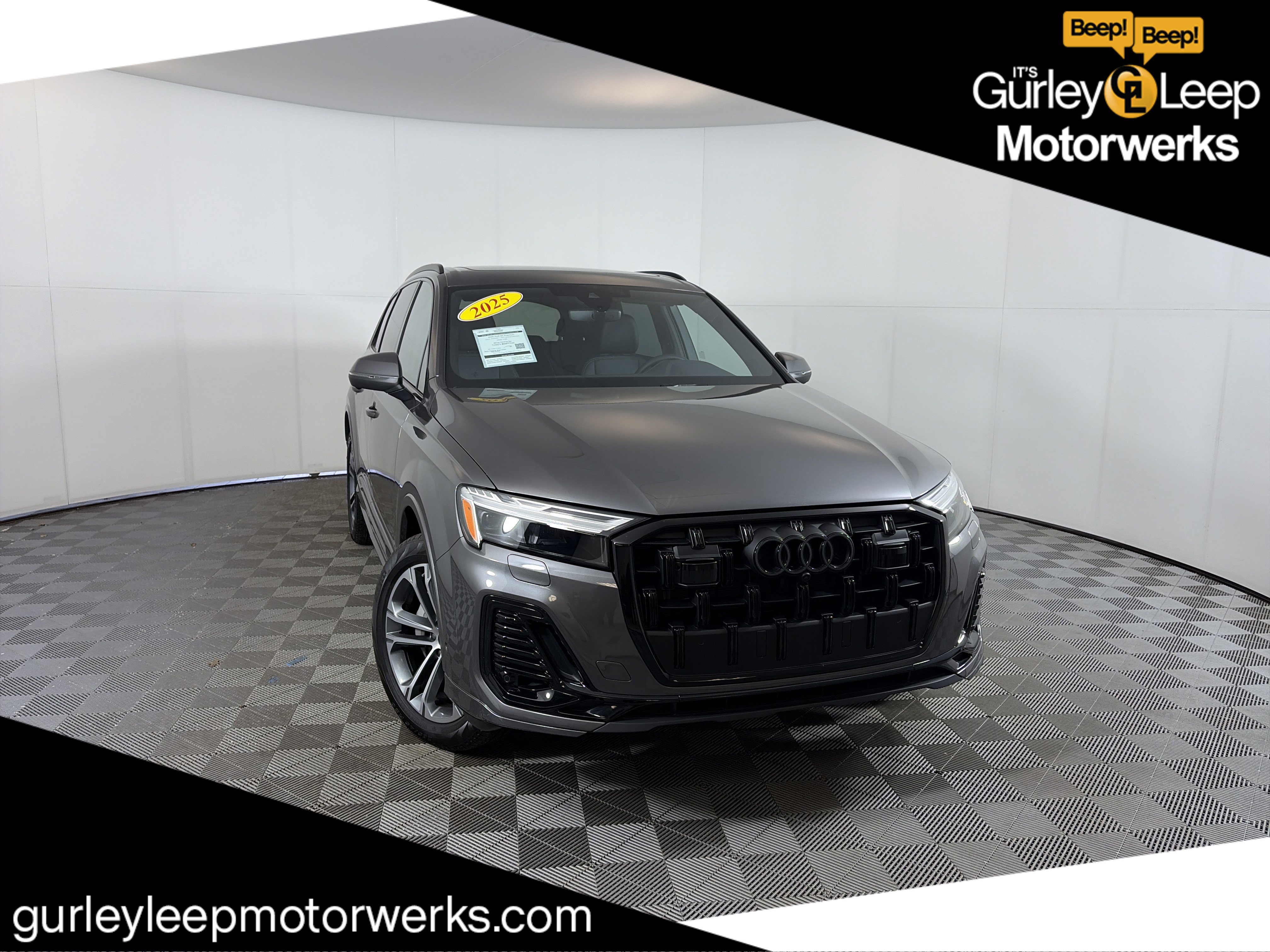 Used 2025 Audi Q7 2.0T Premium w/ Convenience Plus Package AWD/4WD image 1