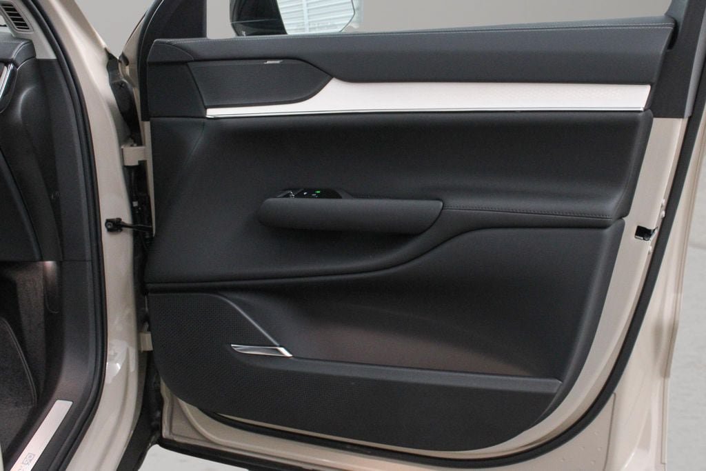 New 2026 Volvo EX90 Ultra AWD/4WD image 23