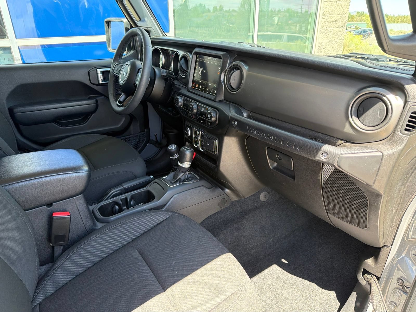 Used 2023 Jeep Wrangler Unlimited w/ 8.4" Radio Group AWD/4WD image 27