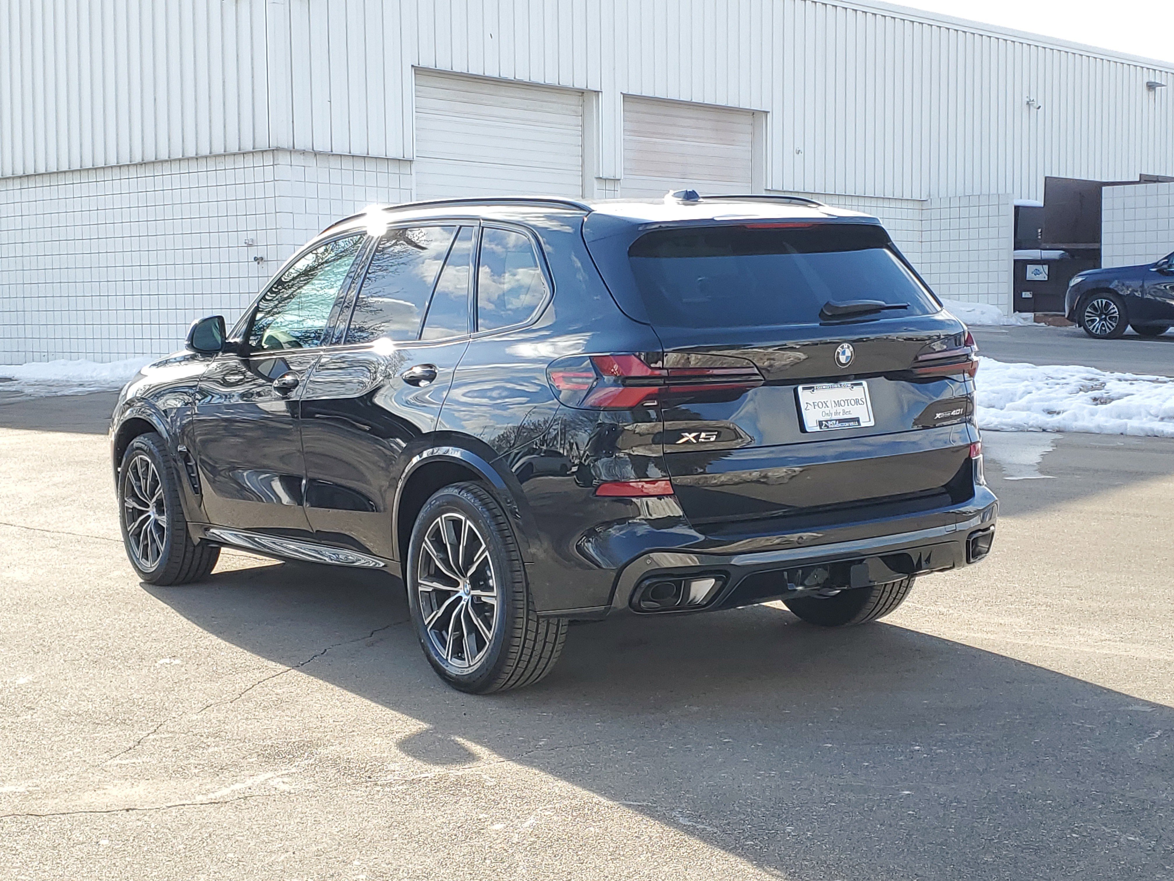 New 2026 BMW X5 xDrive40i w/ M Sport Package video 2