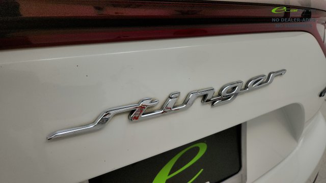 Used 2020 Kia Stinger GT1 RWD image 32