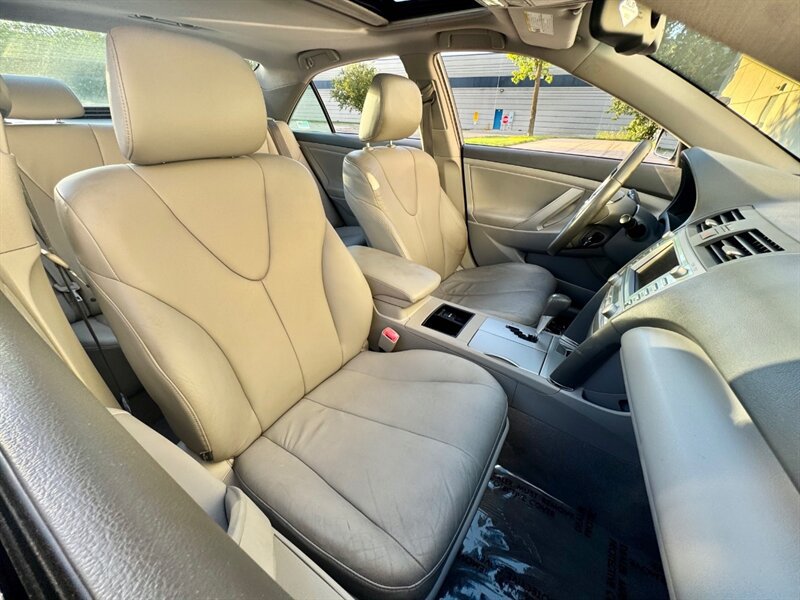 Used 2008 Toyota Camry Hybrid FWD image 22