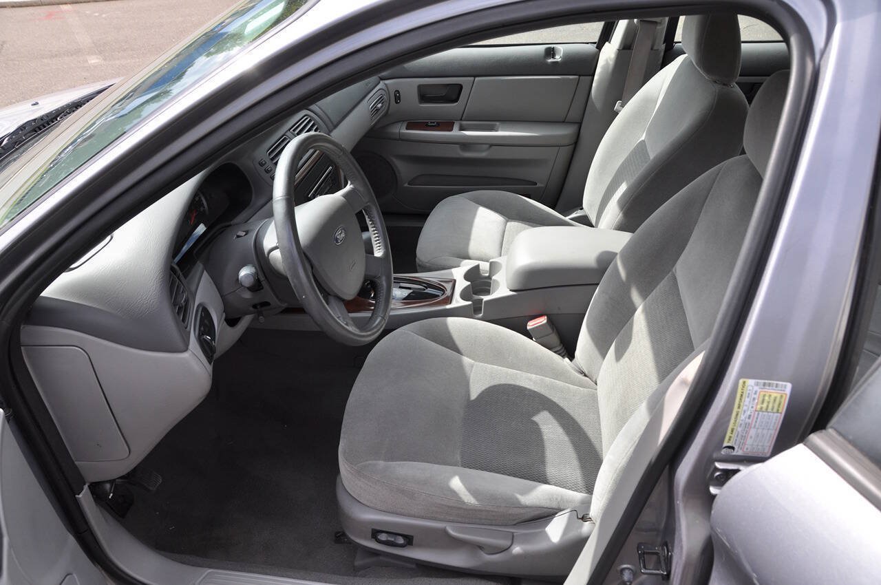 Used 2006 Ford Taurus SEL FWD image 13