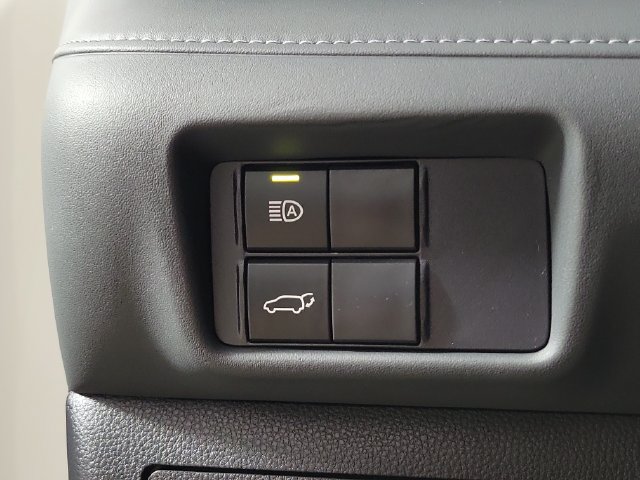 Certified 2026 Toyota Highlander XLE AWD/4WD image 24