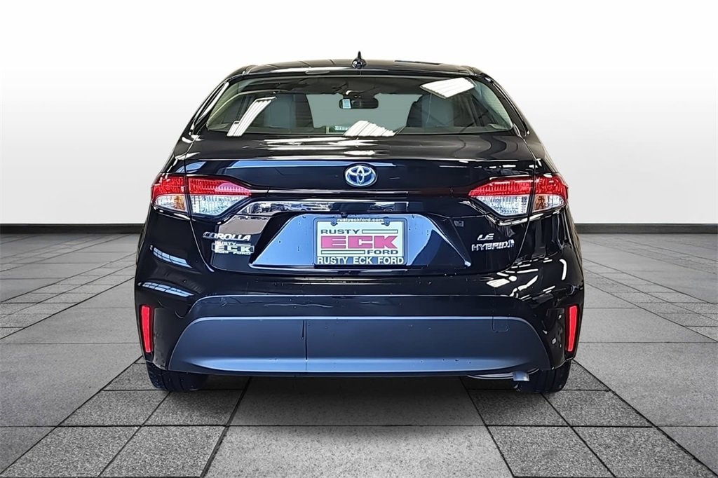 Used 2023 Toyota Corolla LE image 6