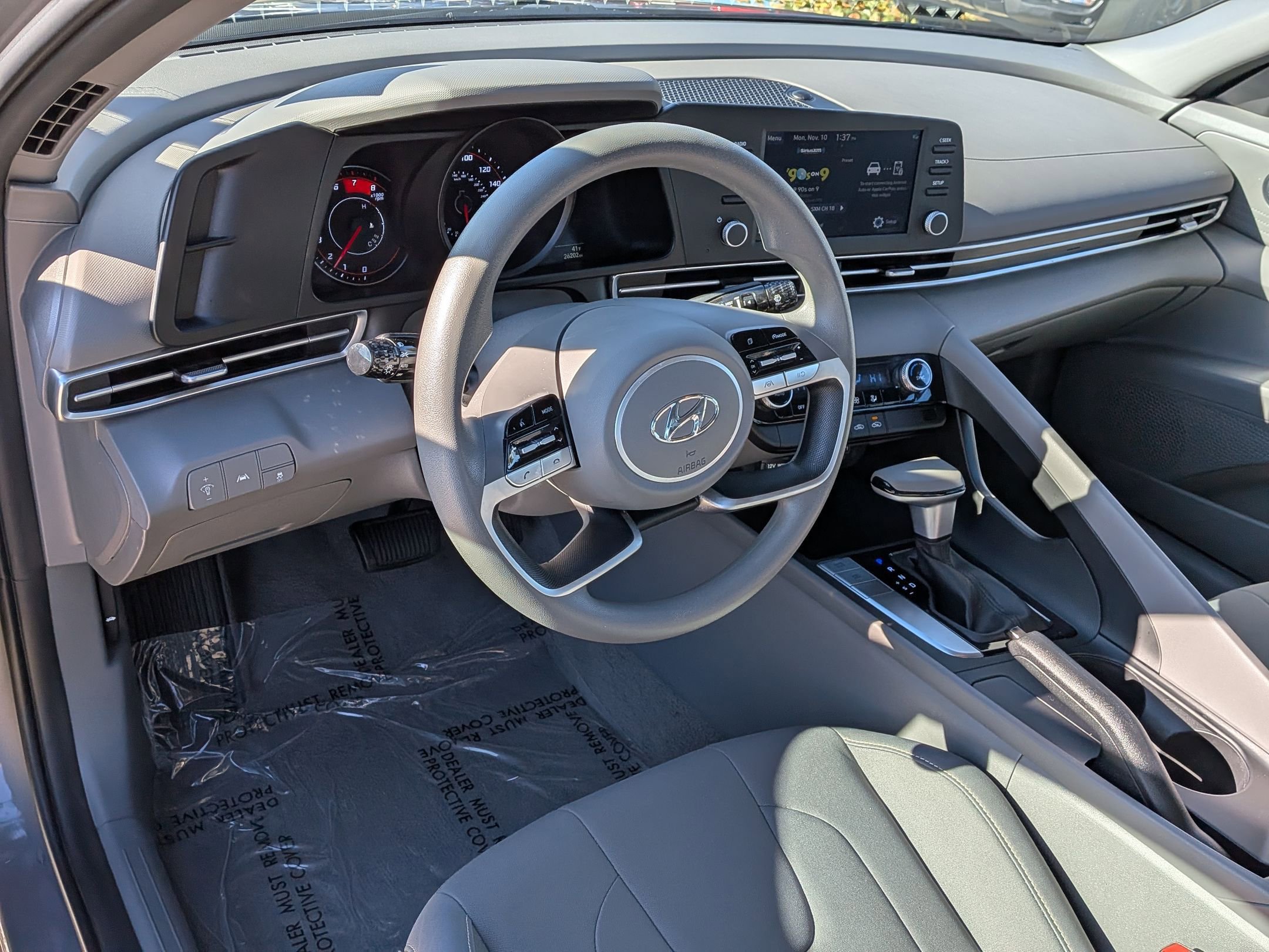 Used 2023 Hyundai Elantra SEL image 10